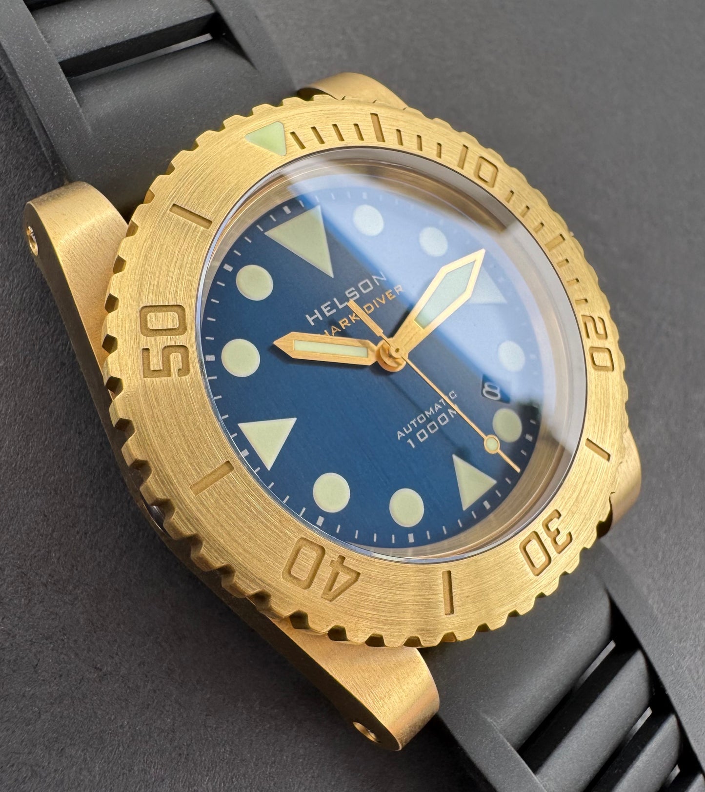Shark Diver 45 Brass Brushed Blue Date