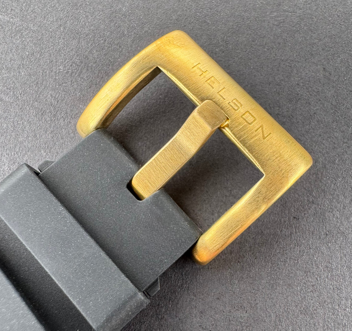Shark Diver 45 Brass Brushed Blue Date