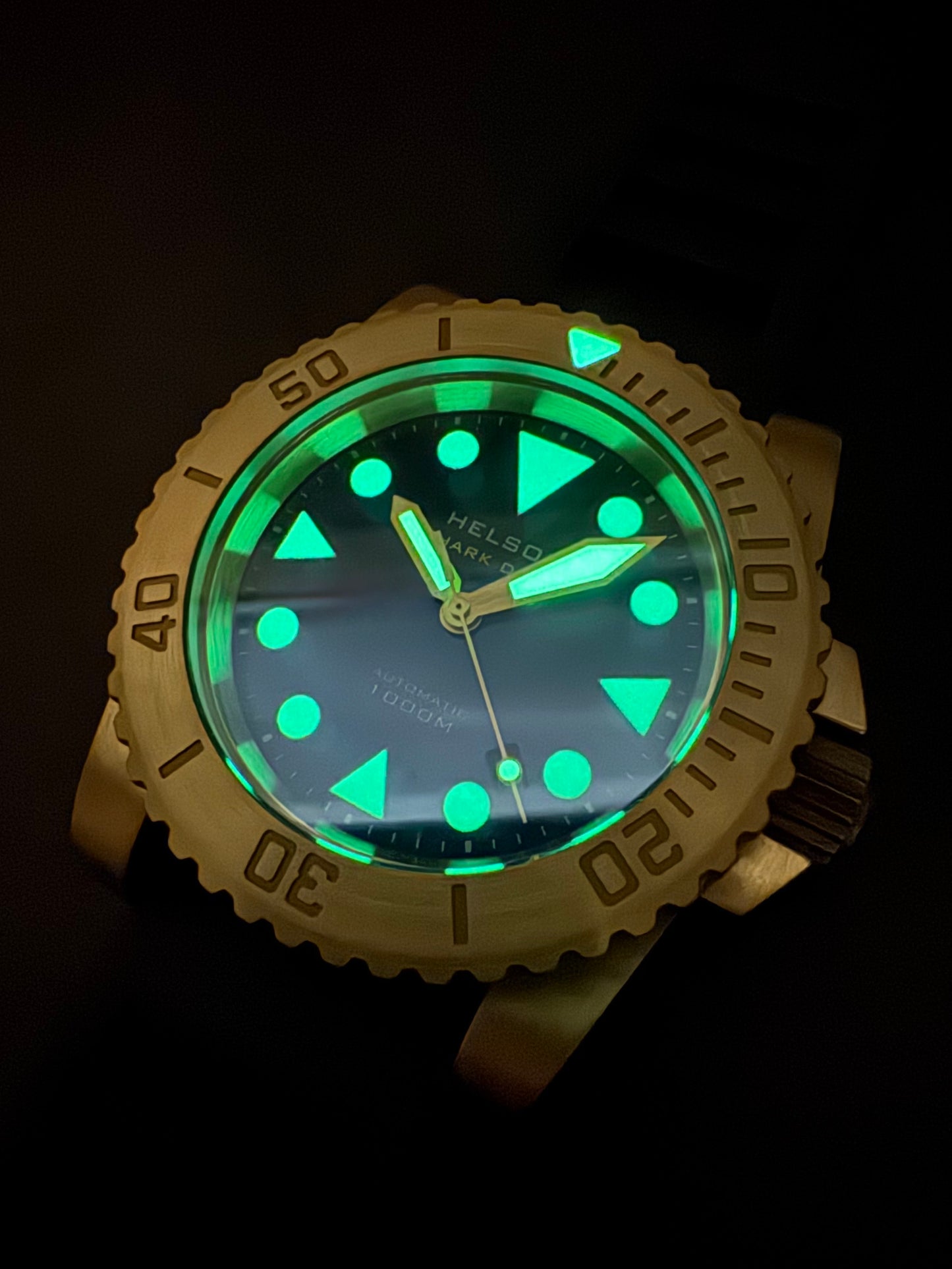 Shark Diver 45 Brass Brushed Blue Date