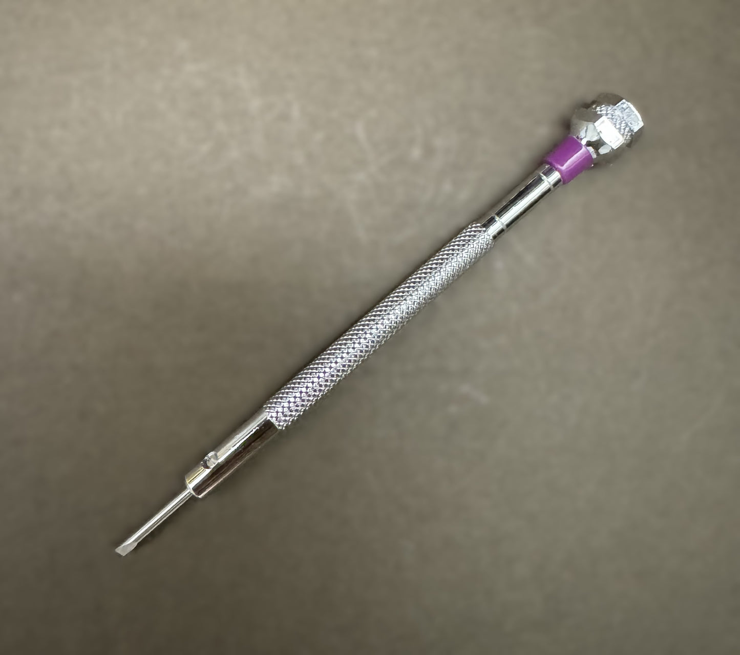 Slotted screwdriver 1.6mm