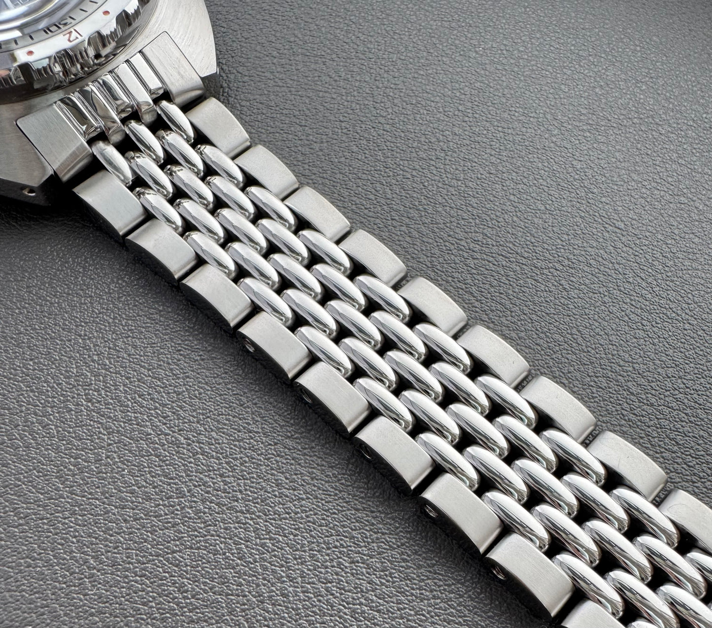 Maranez Samui GMT Orange